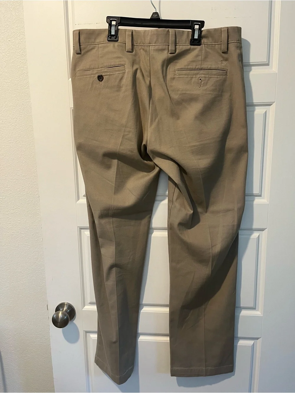 Dockers Men's Tan Straight-Leg Chinos
